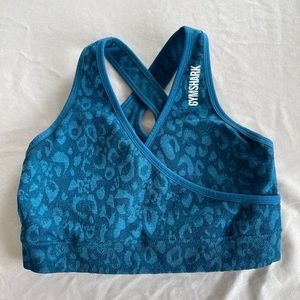 Gymshark sports bra size small.
